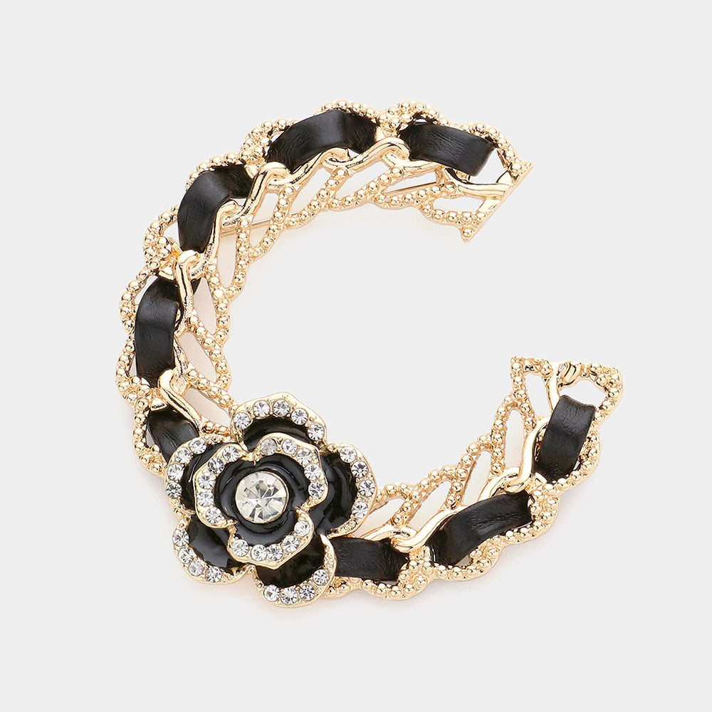 Chain link brooch