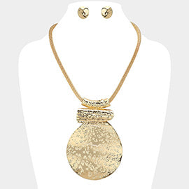 Gold Hammered necklace