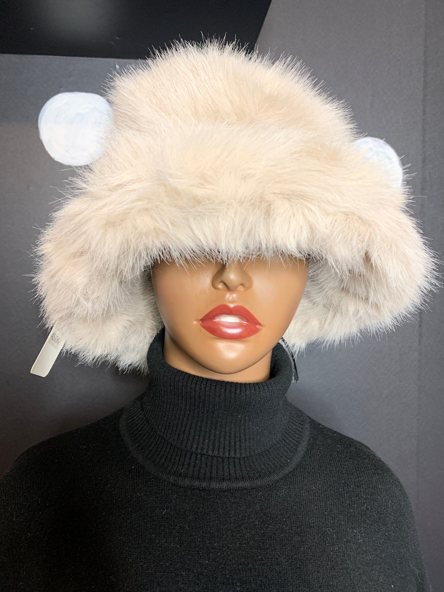 Faux Fur hat (long hair)